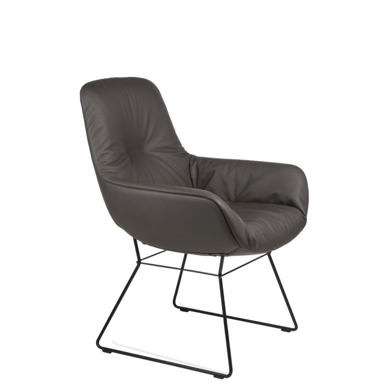 Leya Grand Lounge Chair Freifrau Manufaktur